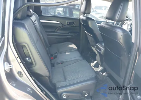 2018 Toyota Highlander Le Plus из США, поврежденный, VIN 5TDBZRFH5JS902299